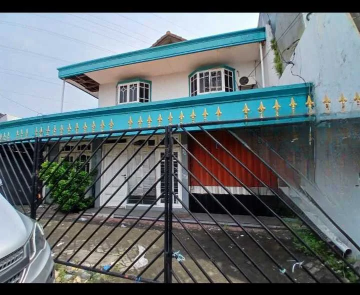 Dijual Ruko 2 Lantai Strategis Siap Huni di Darmo Indah Sari Surabaya Barat