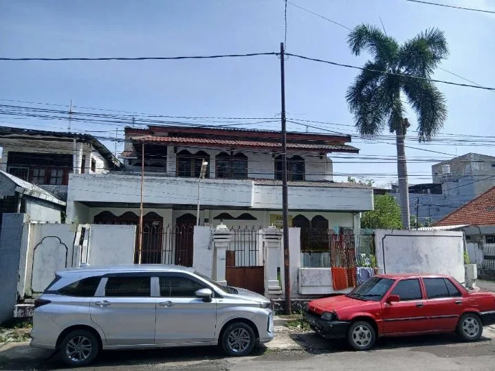 Dijual Rumah Hook di Jalan Pucang Adi Surabaya Timur