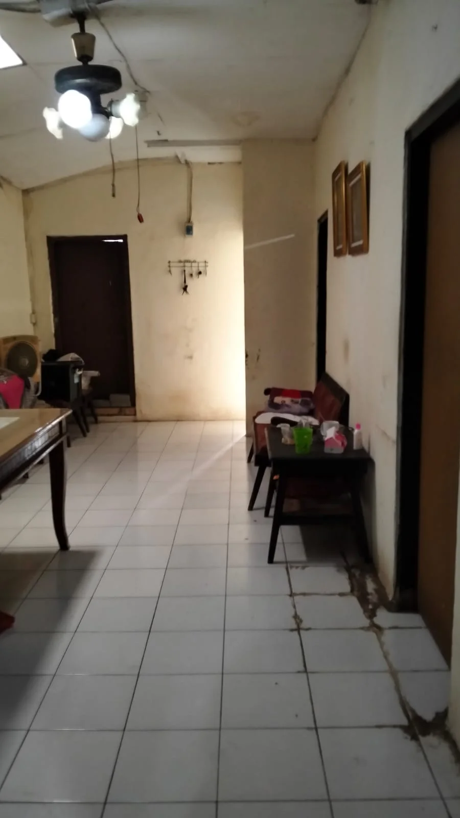 Dijual Rumah Hitung Tanah Strategis di Siwalankerto Tengah Surabaya Selatan