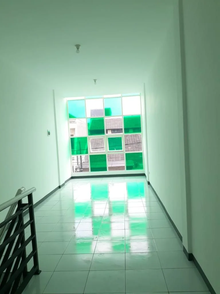 Dijual/Disewakan Ruko 2 Lantai Strategis di Darmo Indah Sari Surabaya Barat - Image 1