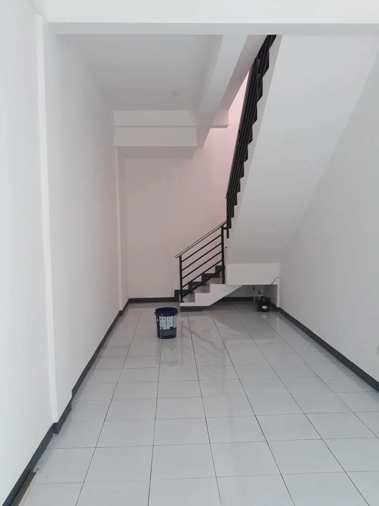 Dijual/Disewakan Ruko 2 Lantai Strategis di Darmo Indah Sari Surabaya Barat - Thumbnail 2