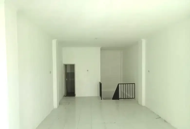 Disewakan Ruko 3 Lantai Komersial Strategis di Gayungsari Barat Surabaya Selatan - Thumbnail 7