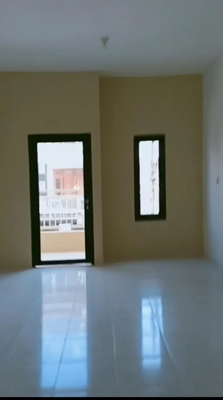 Dijual/Disewakan Ruko 2 Lantai Siap Huni di Manukan Krajan Surabaya Barat - Thumbnail 2
