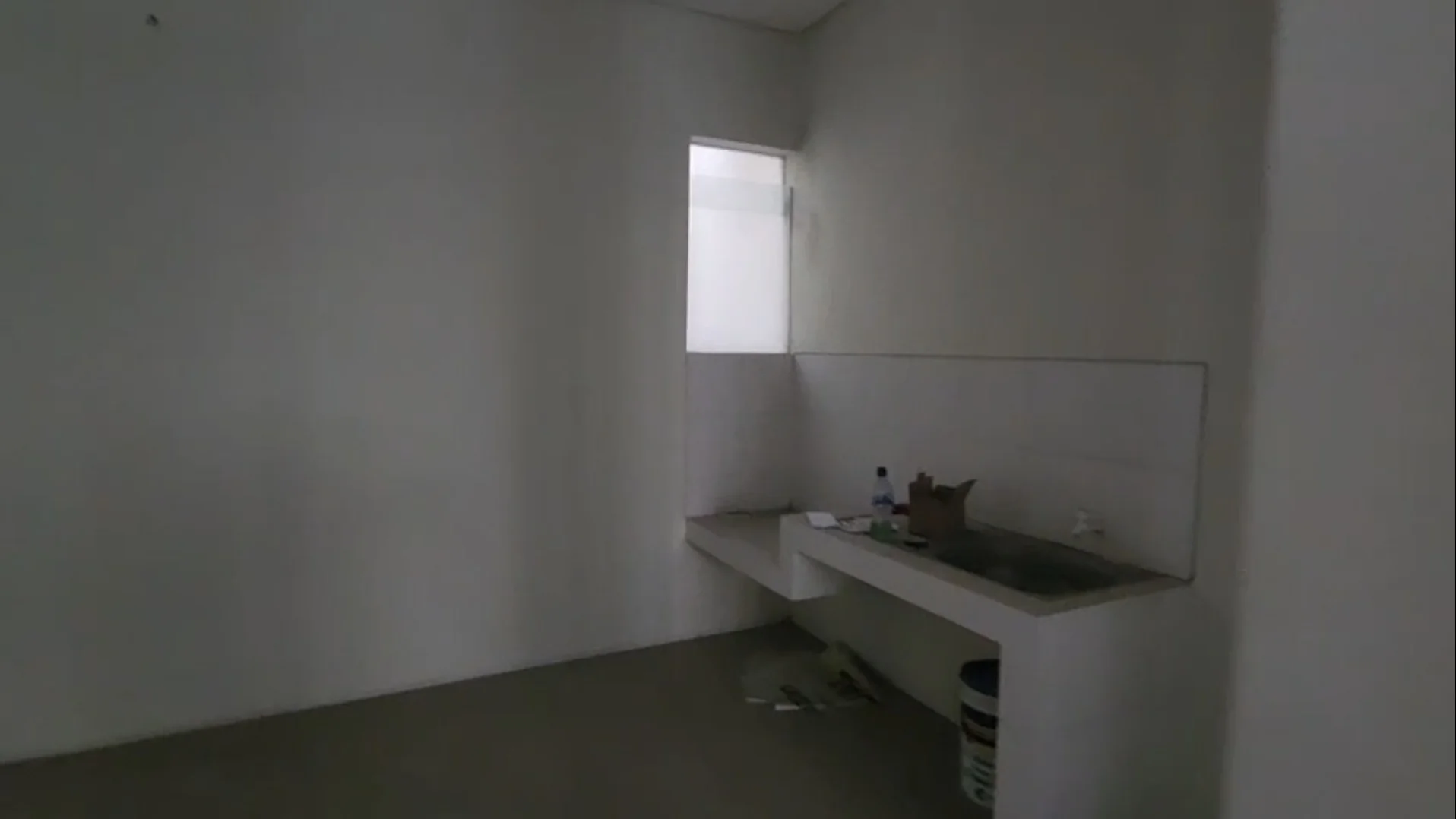 Dijual Rumah Strategis Nyaman di Greenlake Wiyung Surabaya Barat - Thumbnail 4