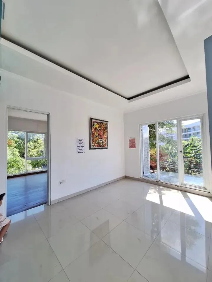 Dijual Rumah Mewah Plus Swimming Pool di Jalan Sunset Road Denpasar Bali - Thumbnail 4