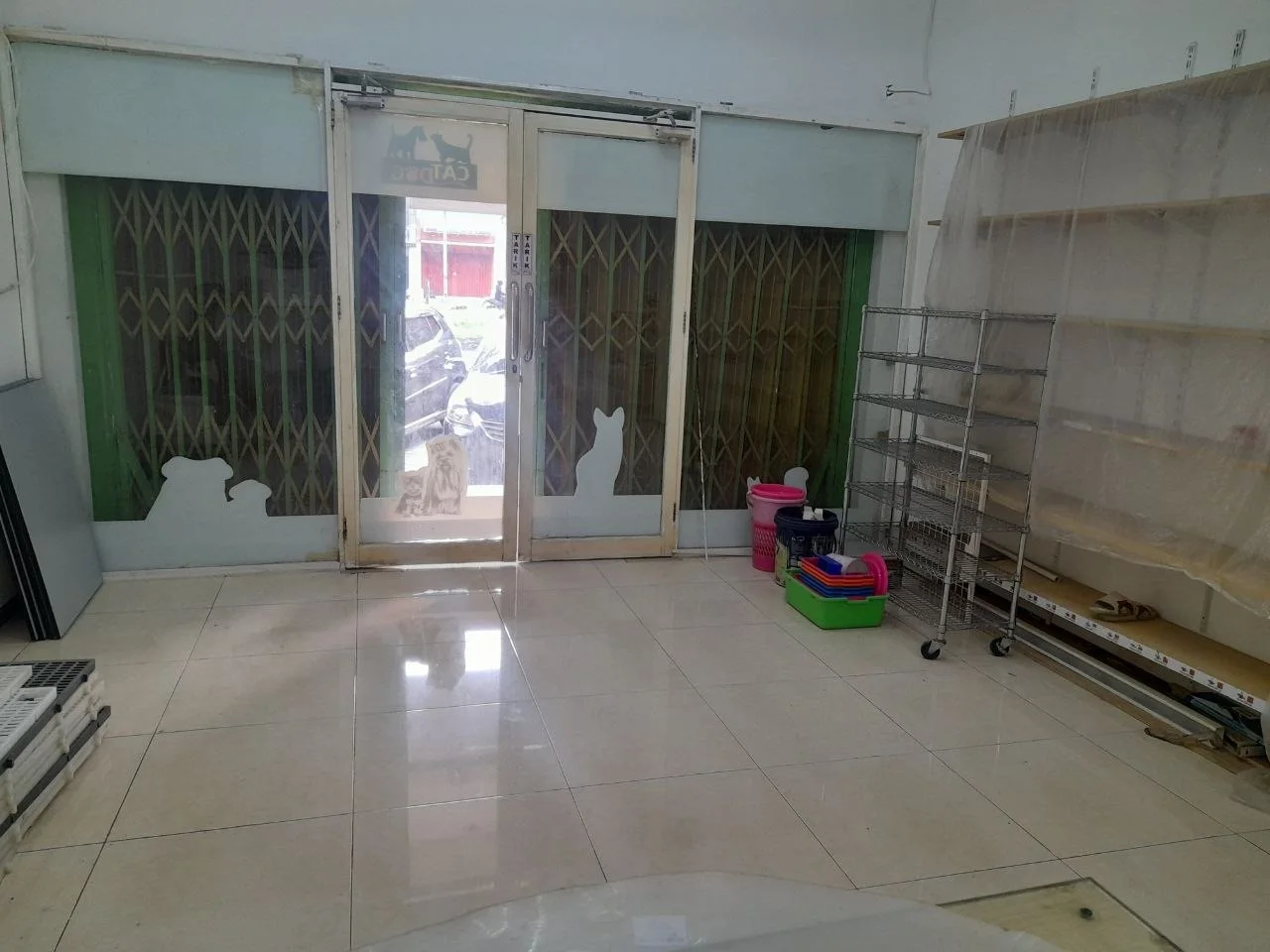 Disewakan Ruko Modern Villa Bukit Mas Jalan Kh Abdul Wahab Siamin Surabaya Timur - Thumbnail 7