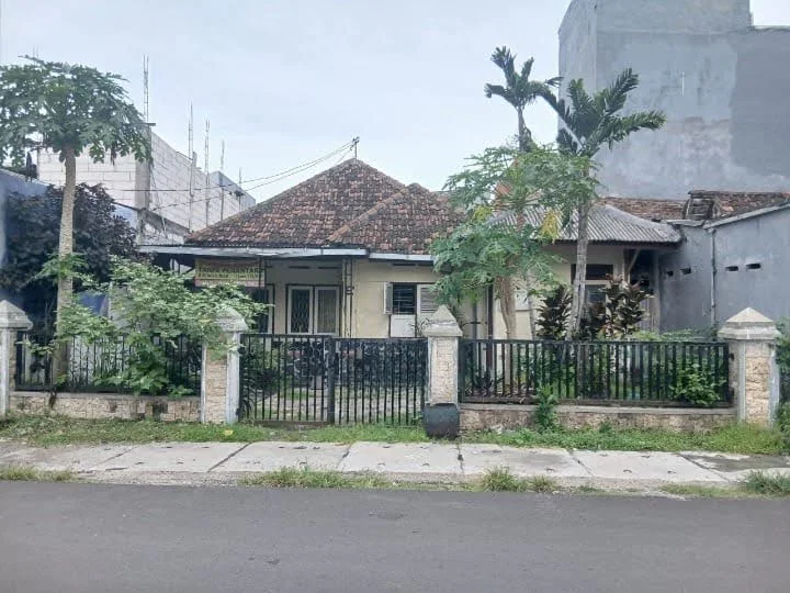 Dijual Murah Rumah Siap Huni di Jalan Rokan Surabaya Pusat