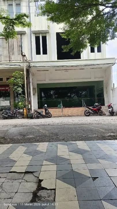 Disewakan Rumah Usaha Strategis di Raya Hr Muhammad Surabaya Barat - Image 1