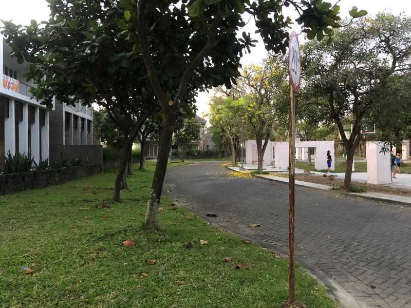 Dijual Rumah Mewah di Diamond Hill Citraland Surabaya Barat - Thumbnail 6