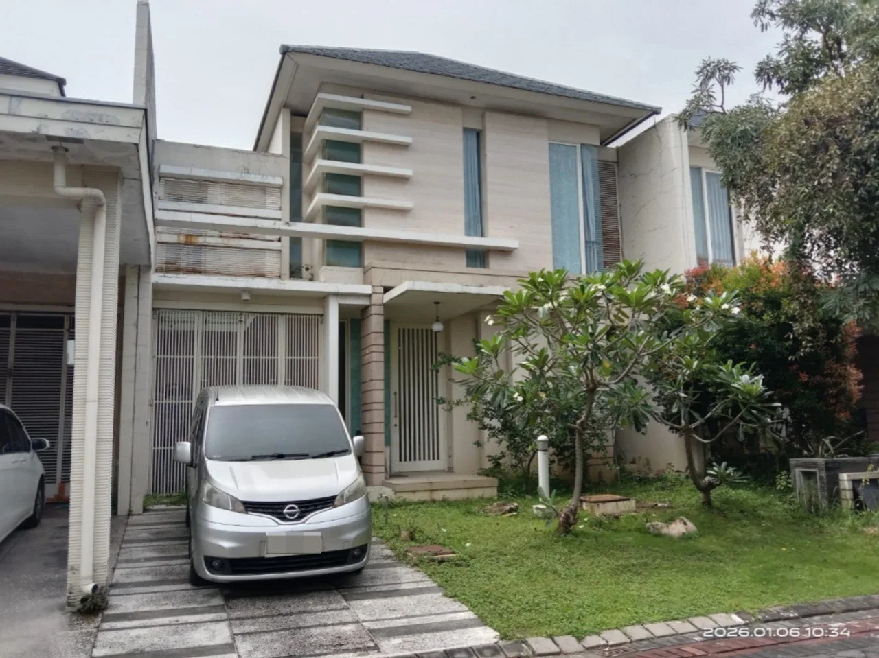 Rumah Lelang Dijual Jalan Pakuwon Indah The Mansion Surabaya Lokasi Premium Dekat Pakuwon Mall