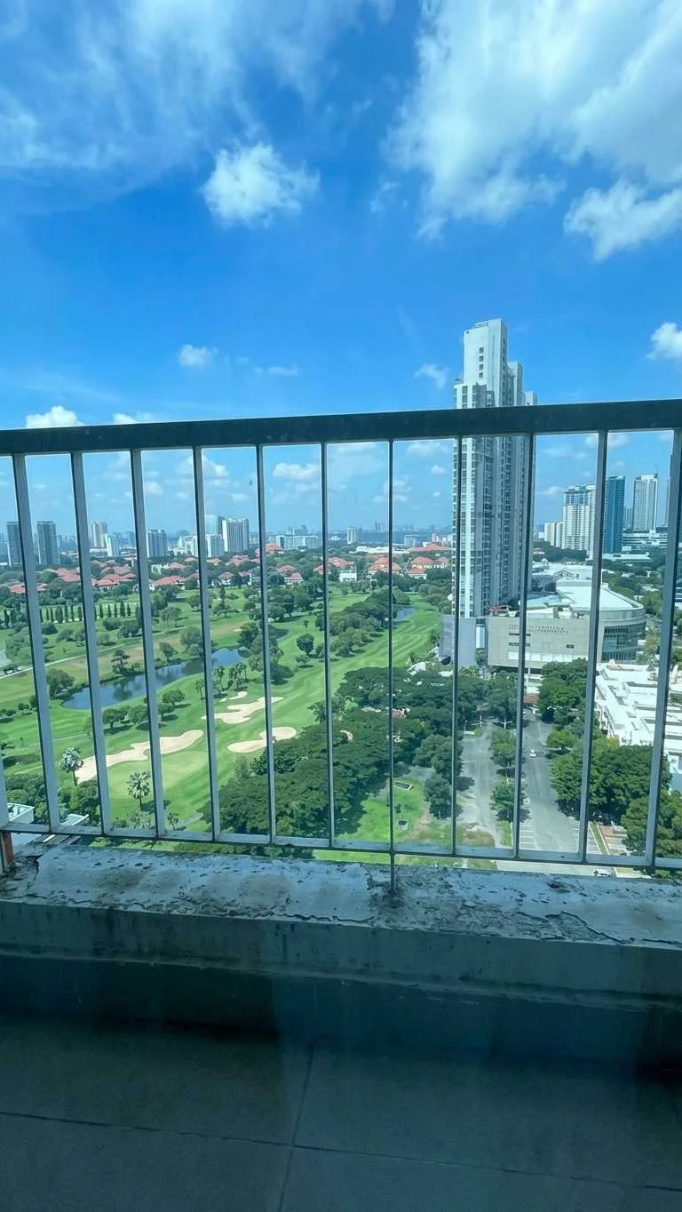 Dijual Apartemen Mewah di Puncak Bukit Golf Surabaya Barat - Thumbnail 2