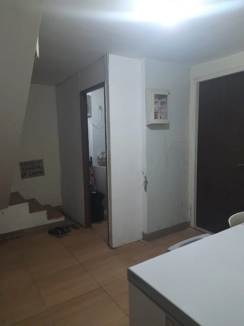 Dijual Rumah Luas Nyaman di Karang Empat Surabaya Timur - Thumbnail 8