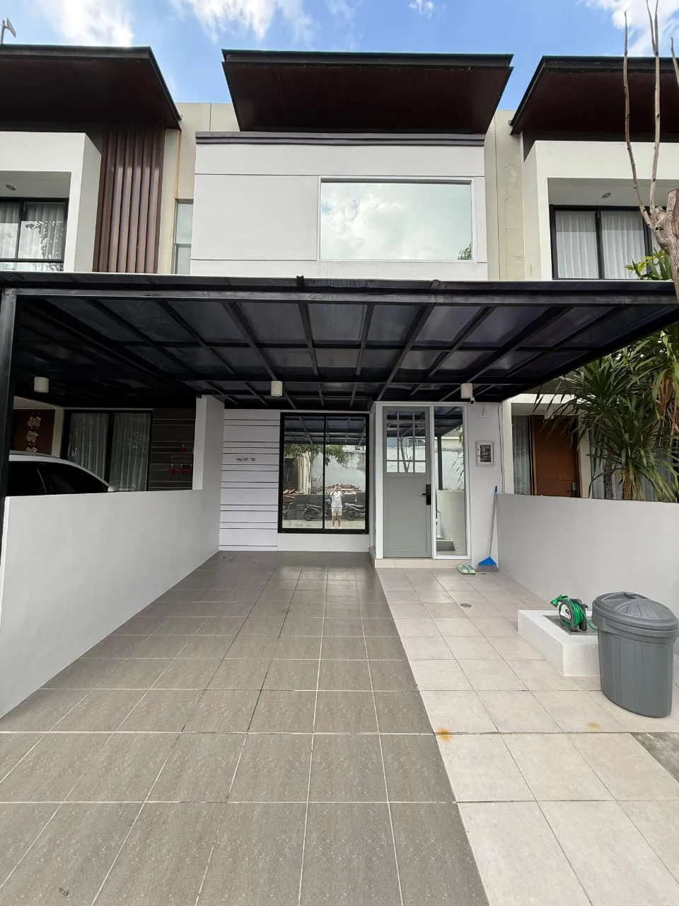 Dijual Rumha Modern di Northwest Central Citraland Surabaya Barat