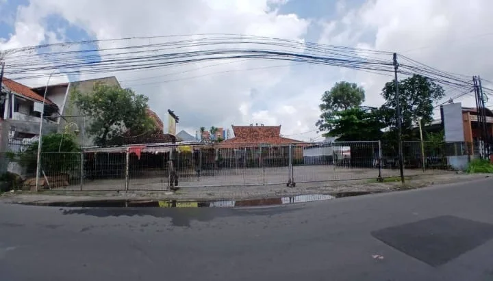 Dijual / Disewakan Rumah Usaha Siwalankerto Lokasi Strategis Surabaya Selatan