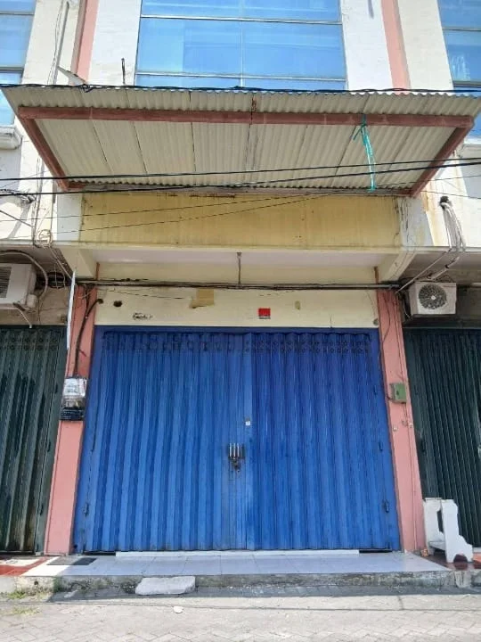 Dijual / Disewakan Ruko 4 Lantai Ex Bank di Tenggilis Lokasi Strategis Surabaya Timur - Image 1