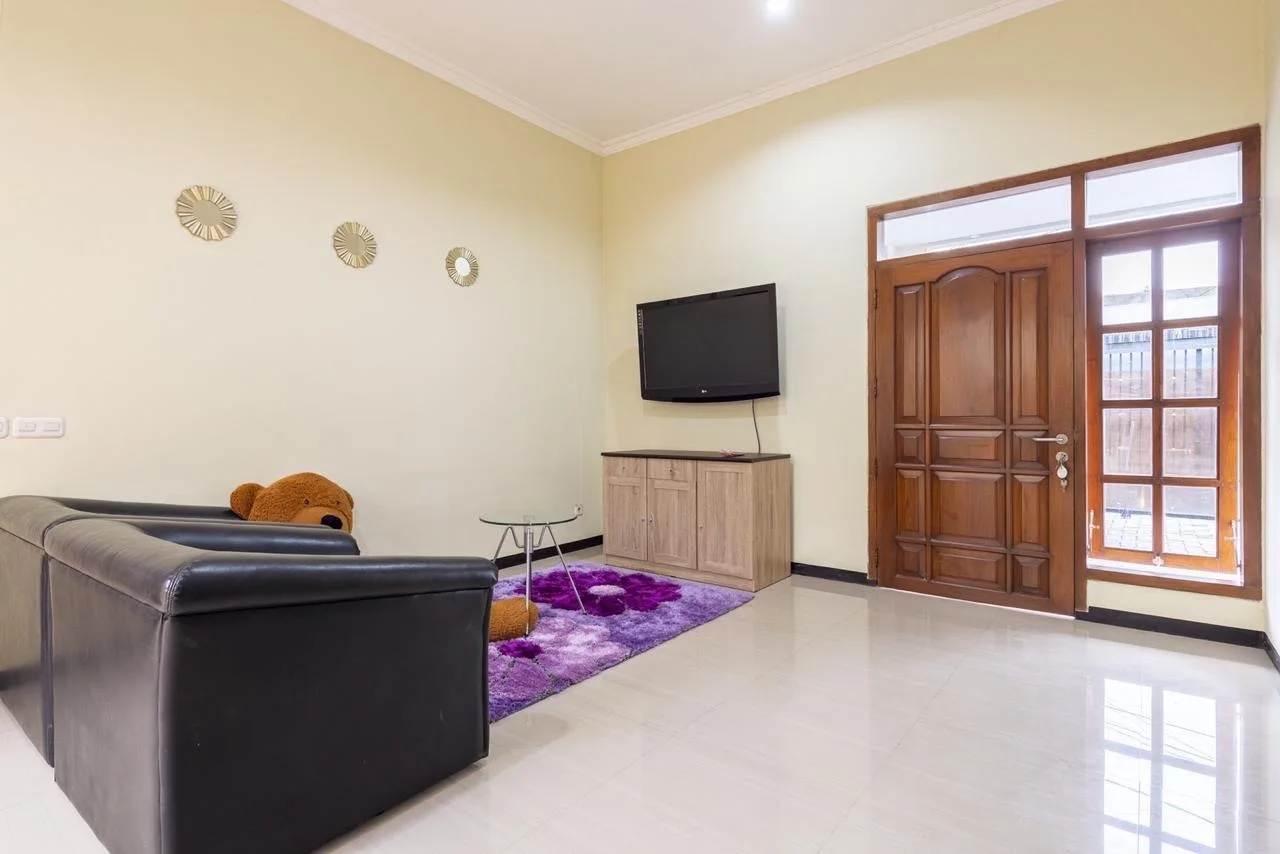 Dijual Rumah Kost Luas Siap Huni di Jalan Raya Margorejo Tangsi Surabaya Selatan - Thumbnail 2