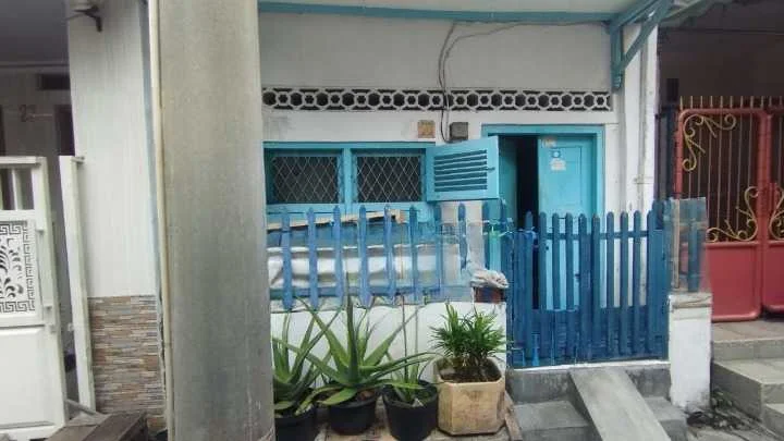 Dijual Rumah Lokasi Strategis di Daerah Pecindilan Surabaya Pusat