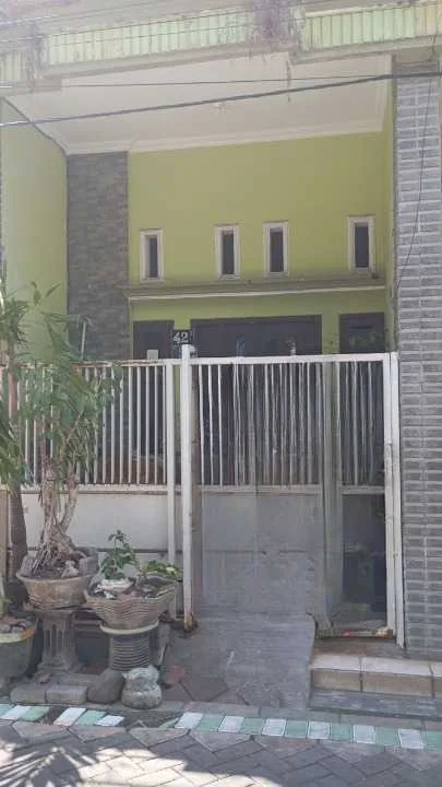 Dijual Rumah setro Baru Surabaya Utara