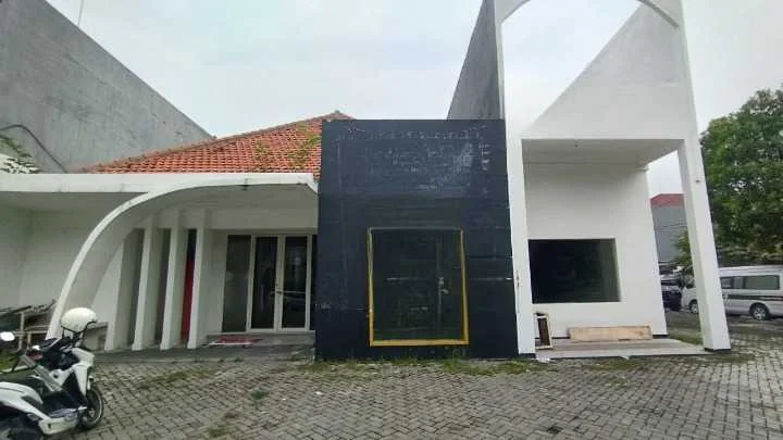 Disewakan Rumah Raya Kartini Gresik - Image 1