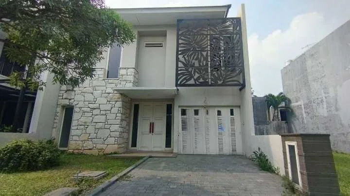 Dijual Rumah Pakuwon Indah Surabaya Barat