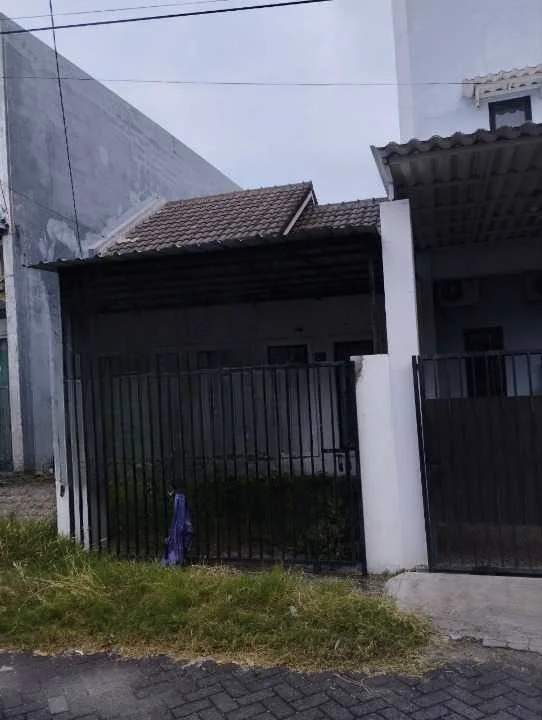 Dijual/Disewakan Rumah Minimalis di Perum Puri Citra Wilayah Surabaya Timur