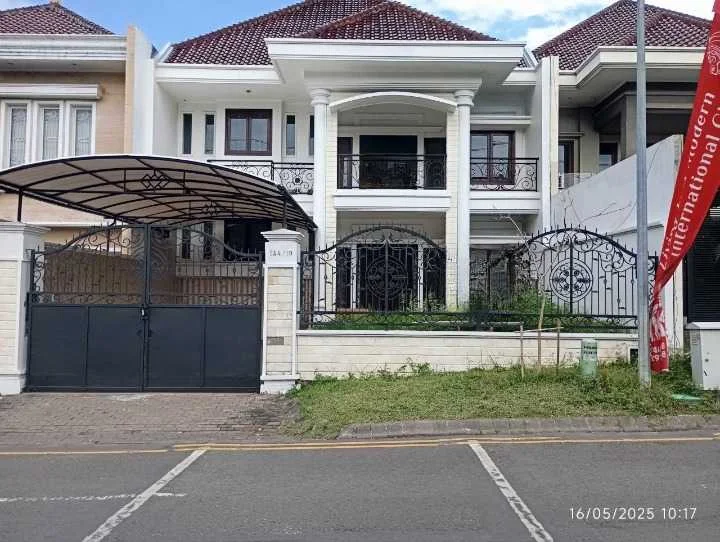 Dijual/Disewakan Rumah Bagus Wilayah Bukit Telaga Golf Citraland Surabaya Barat - Image 1
