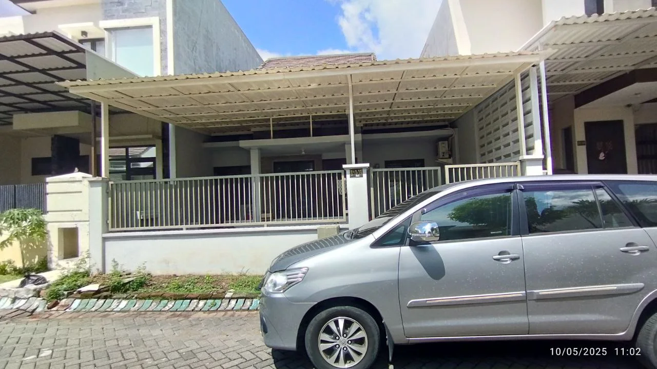 Dijual/disewakan Rumah Siap Huni Citraland Surabaya Barat - Image 1