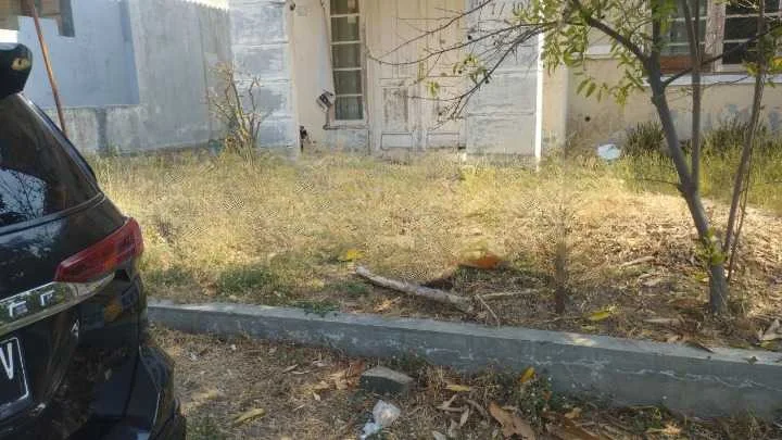 Dijual Rumah Hitung Tanah Wilayah Citraland Surabaya Barat - Image 1