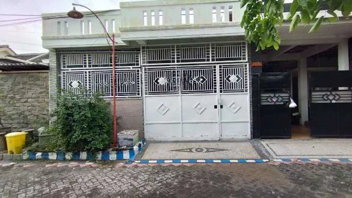 Dijual Cepat Rumah Layak Huni Strategis Dreaming Land Wilayah Surabaya Barat - Image 1