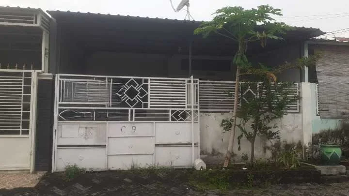 Dijual Rumah Bagus Siap Huni di Perum Jade Hamlet Wilayah Gresik - Image 1