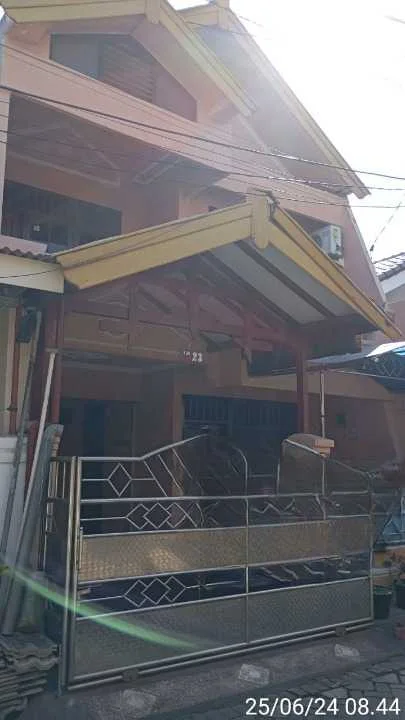 Dijual Rumah Bagus Layak Huni di Semolowaru Timur Wilayah Surabaya Timur - Image 1