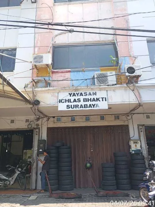 Dijual Ruko Tiga Lantai di Undaan Kulon Surabaya Pusat