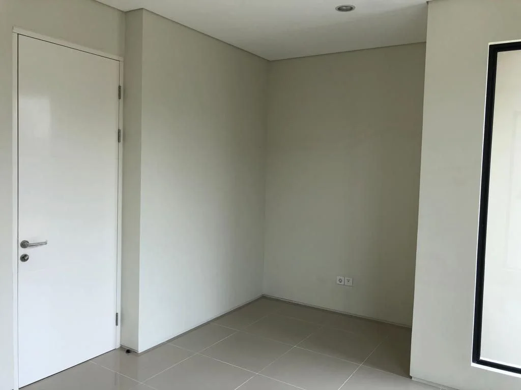 Dijual Rumah Nyaman Northwest Hill Citraland di Wilayah Surabaya Barat - Thumbnail 3