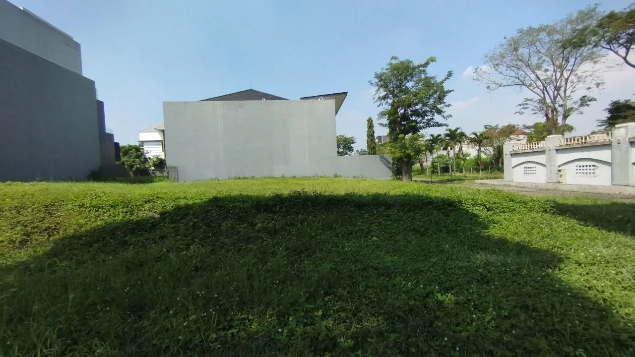 Dijual Tanah Hook Strategis di Bukit Telaga Golf Surabaya Barat
