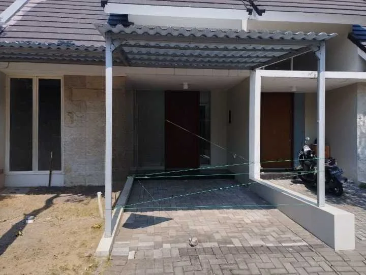 Dijual Rumah Bagus Nyaman di Northwest Park Surabaya Barat - Image 1