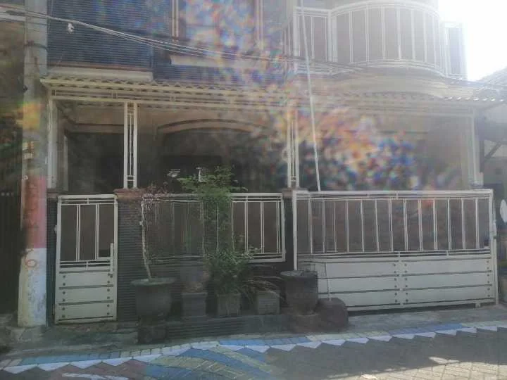 Dijual Rumah Murah Strategis Wilayah di Kebraon Indah Permai, Surabaya Barat - Image 1