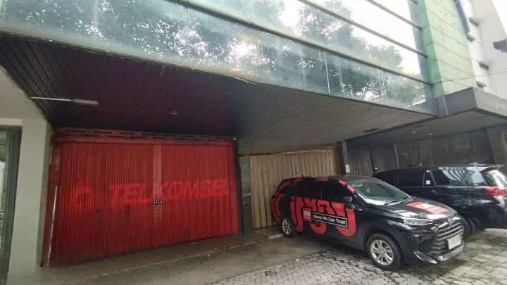 Dijual/disewakan Ruko dengan Harga Terjangkau di Yos Sudarso Surabaya Pusat