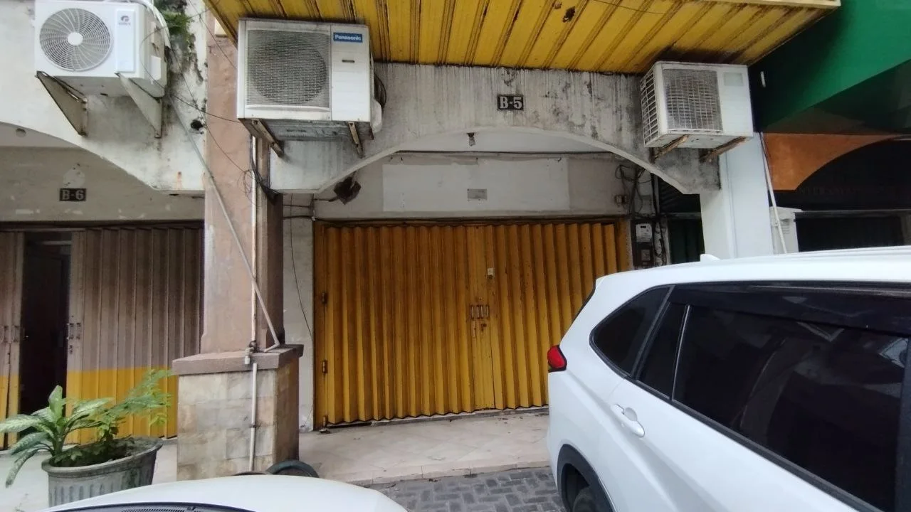 Dijual Ruko 4,5 Lantai Strategis di Mayjend Sungkono Surabaya Barat