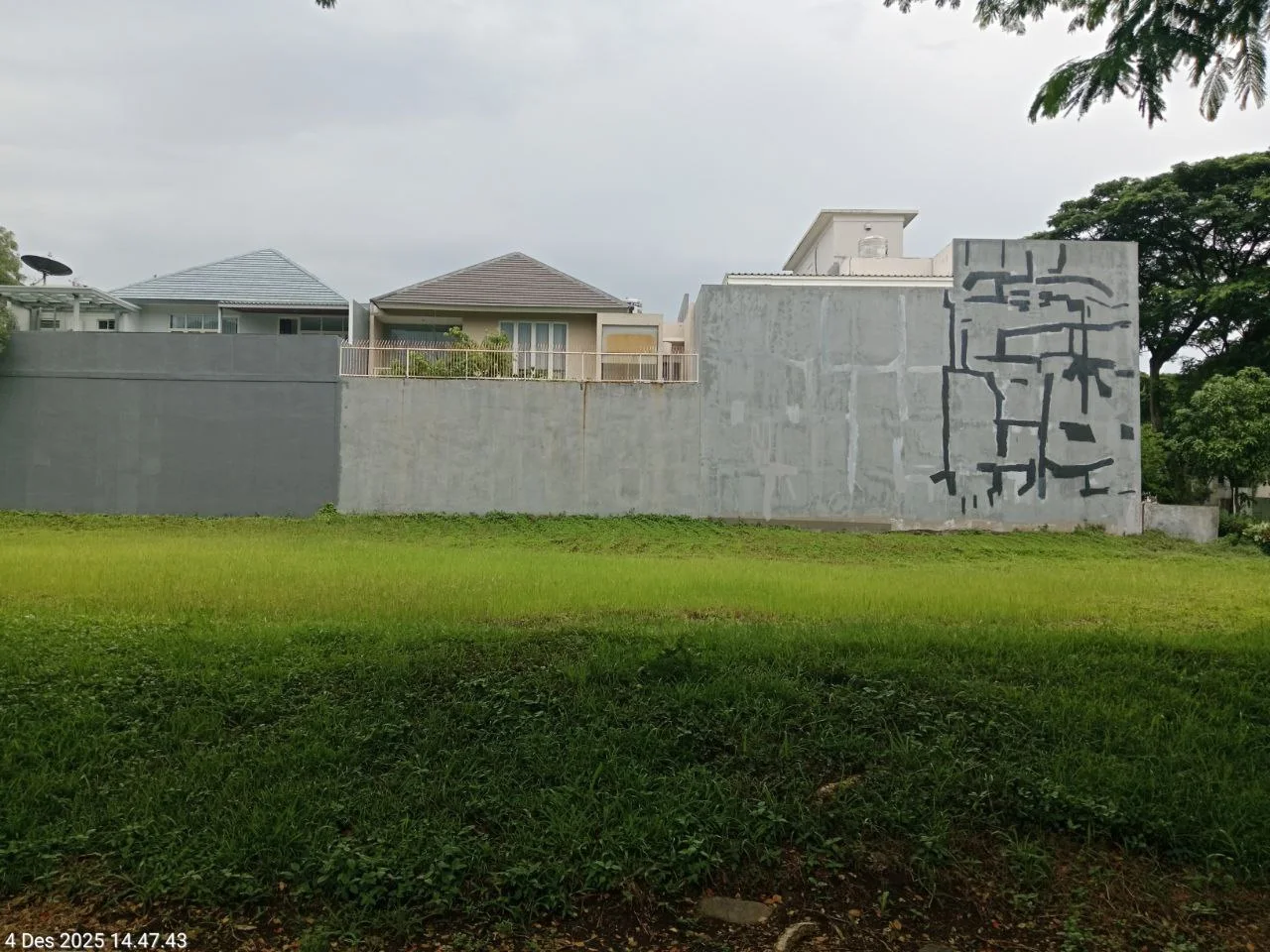 Dijual Tanah Kavling Murah di Kawasan Elit Waterfront Citraland Surabaya Barat - Image 1