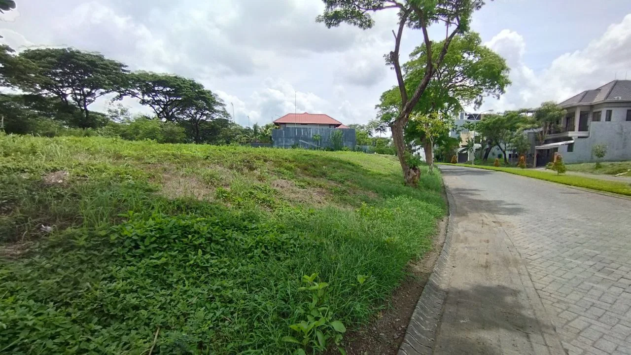 Dijual Tanah Strategis di Villa Golf Citraland Surabaya Barat