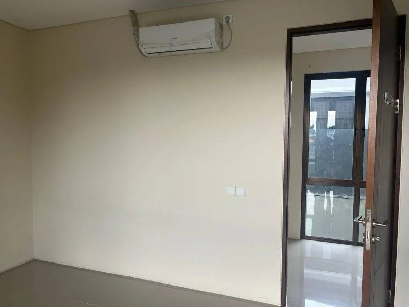 *Disewakan Rumah Minimalis di Taman Puspa Raya Citraland Surabaya Barat*