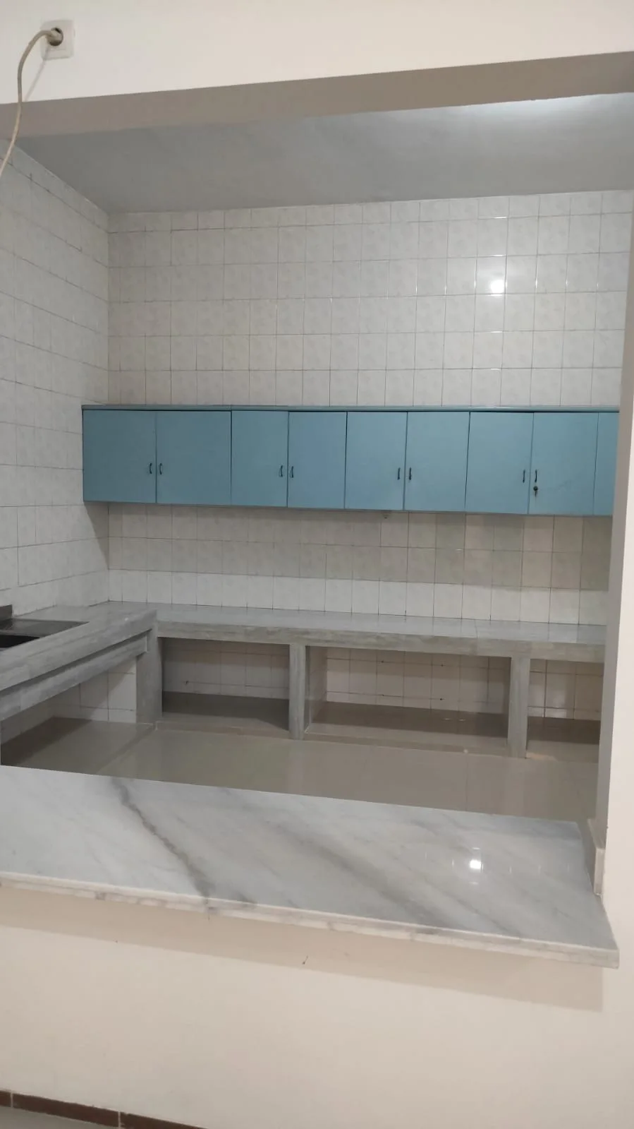 Dijual/Disewa Rumah 2,5 Lantai Jl Ngagel Jaya Tengah Surabaya Timur Siap Huni Luas Besar - Thumbnail 6