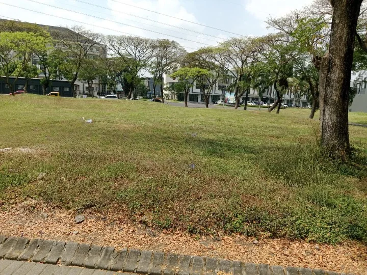 Dijual Kavling Komersial di Bukit Telaga Golf Citraland Surabaya Barat
