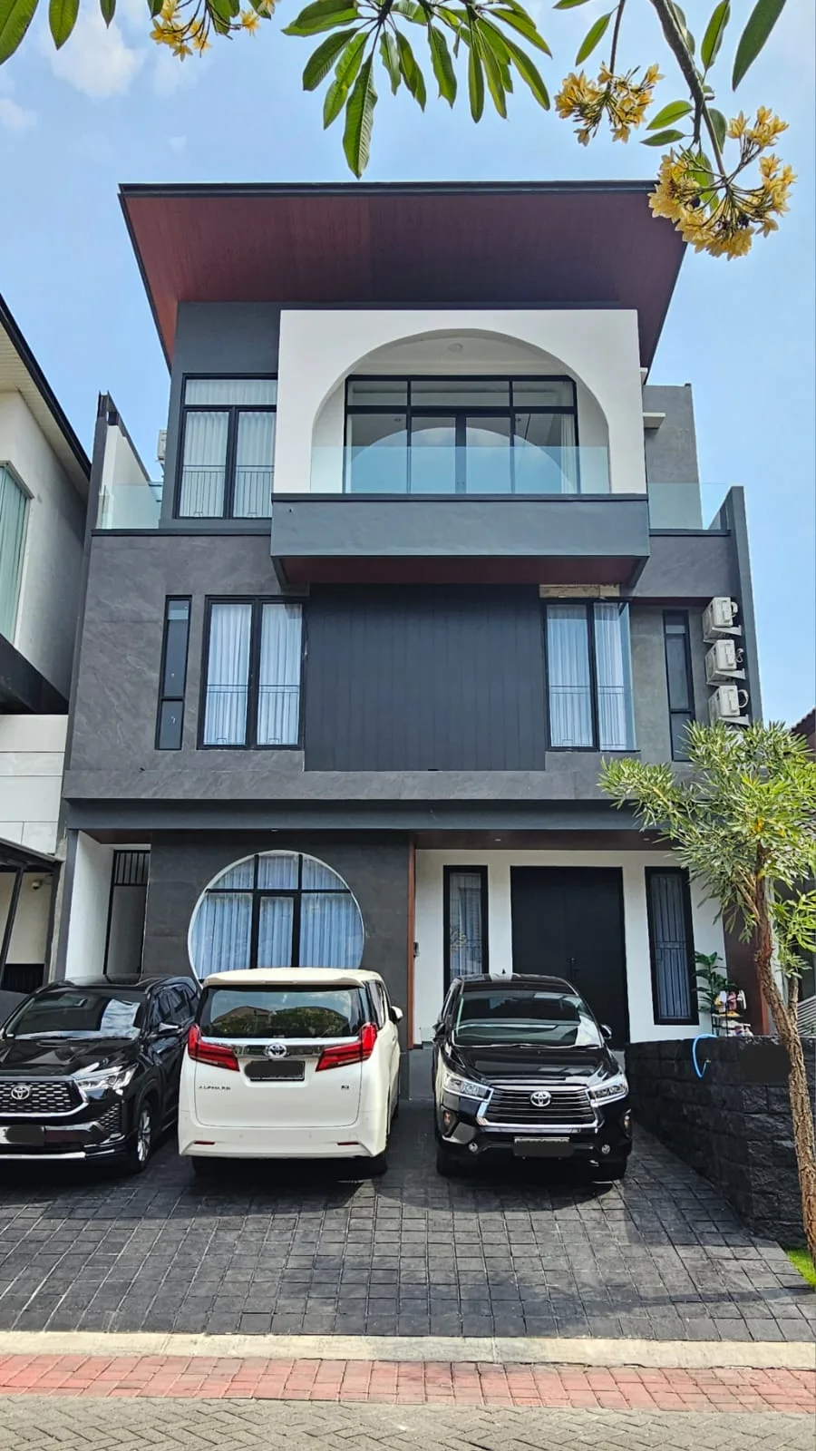 Dijual Rumah Baru Full Furnish Citraland Surabaya Barat