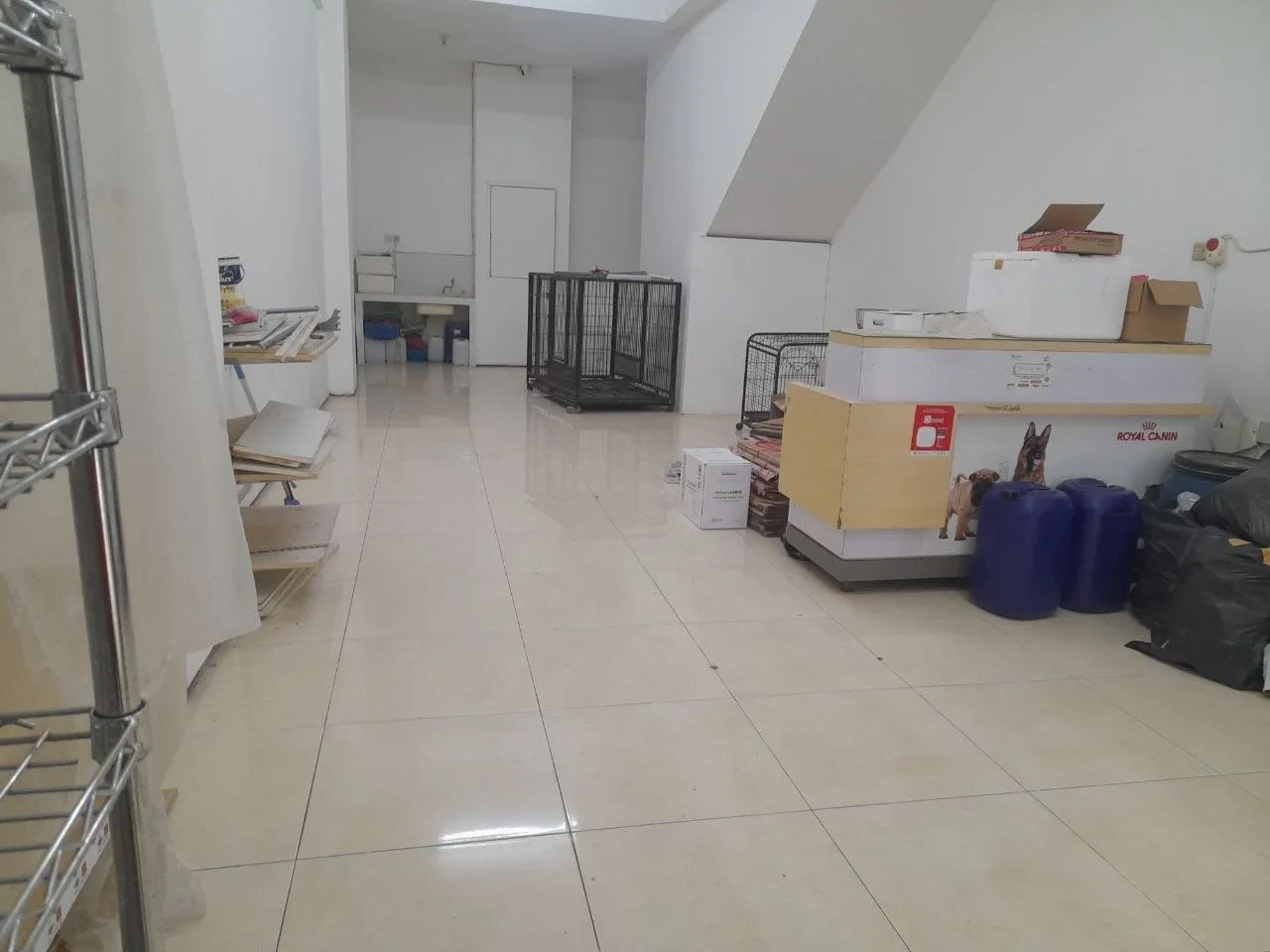 Disewakan Ruko 2,5 Lantai Strategis di Villa Bukit Mas Surabaya Barat - Thumbnail 4