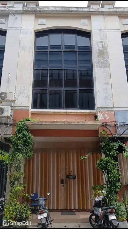 Dijual/Disewa Ruko Strategis Rungkut Makmur Square Surabaya Selatan - Image 1