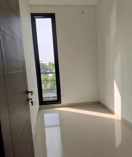 Dijual Rumah Baru Gress 2 Lantai Siap Huni di Grand Kuwukan Jalan Dukuh Kuwukan Lontar Surabaya Barat - Thumbnail 4