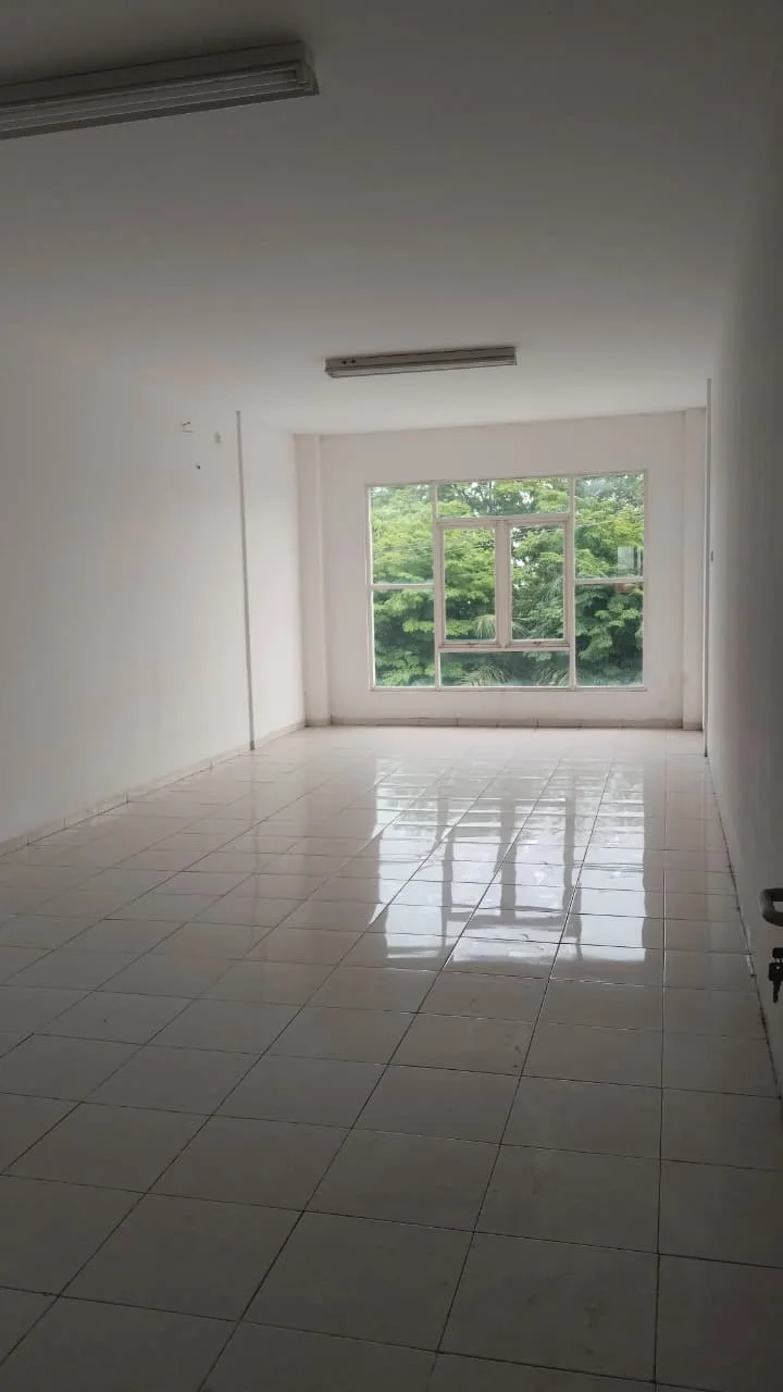 Dijual/Disewakan Ruko 3 Lantai Strategis Siap Usaha di Raya Manukan Tama Surabaya Barat - Image 1