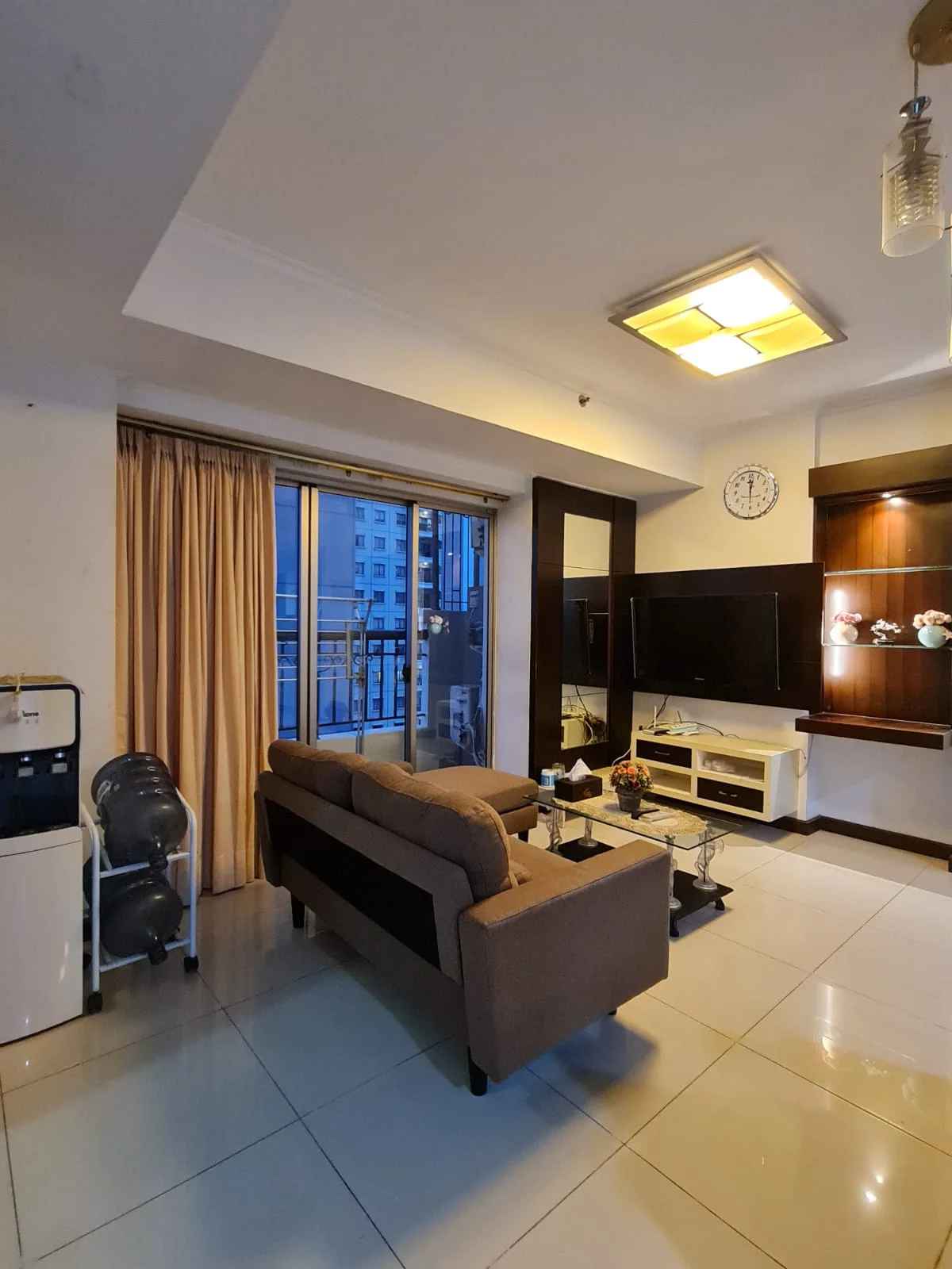 Disewakan Apartemen Waterplace Premium di Surabaya Barat - Image 1