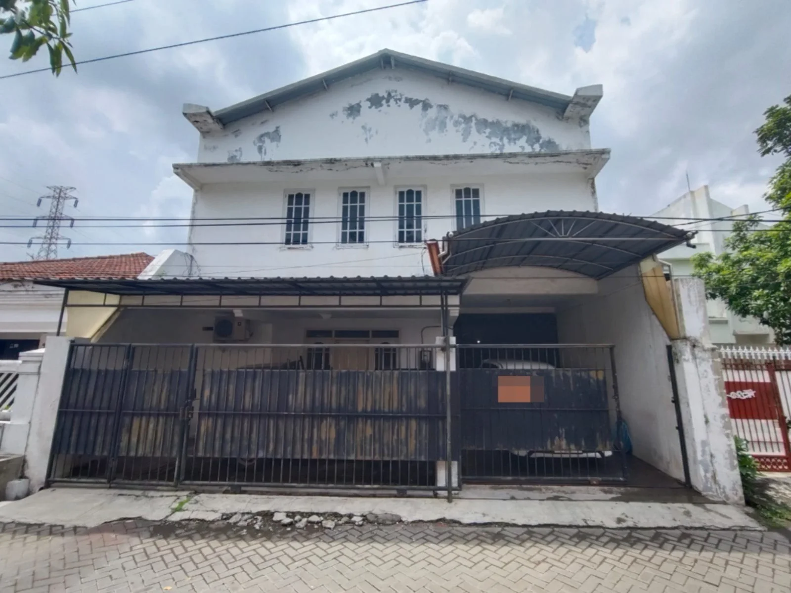 Dijual Rumah Dekat Merr Lokasi Strategis Harga Best Deal di Lebak Arum Surabaya Timur - Image 1